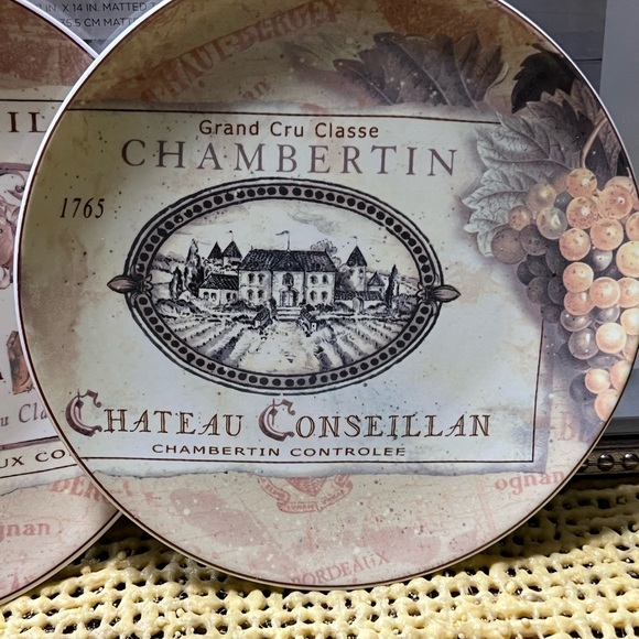 Vintage wine label salad dessert plate. - Picture 3 of 8